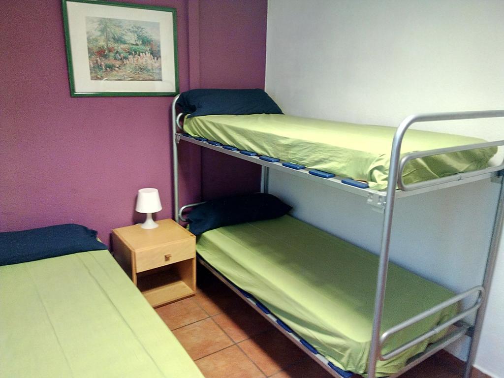 Albergue De Canfranc Estacion 部屋 写真