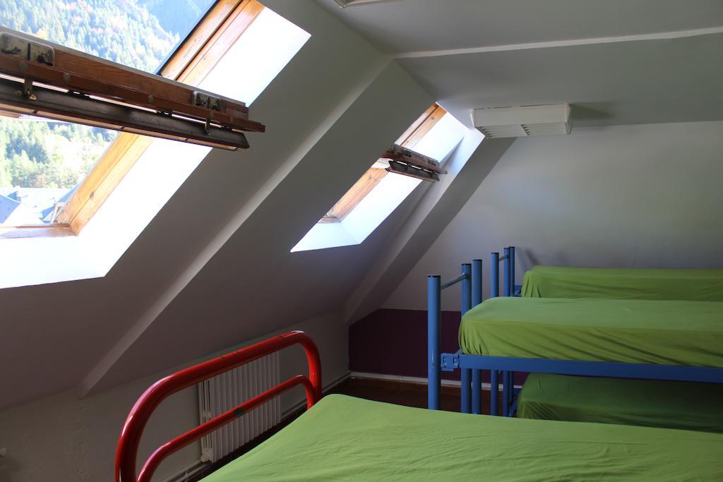 Albergue De Canfranc Estacion 部屋 写真