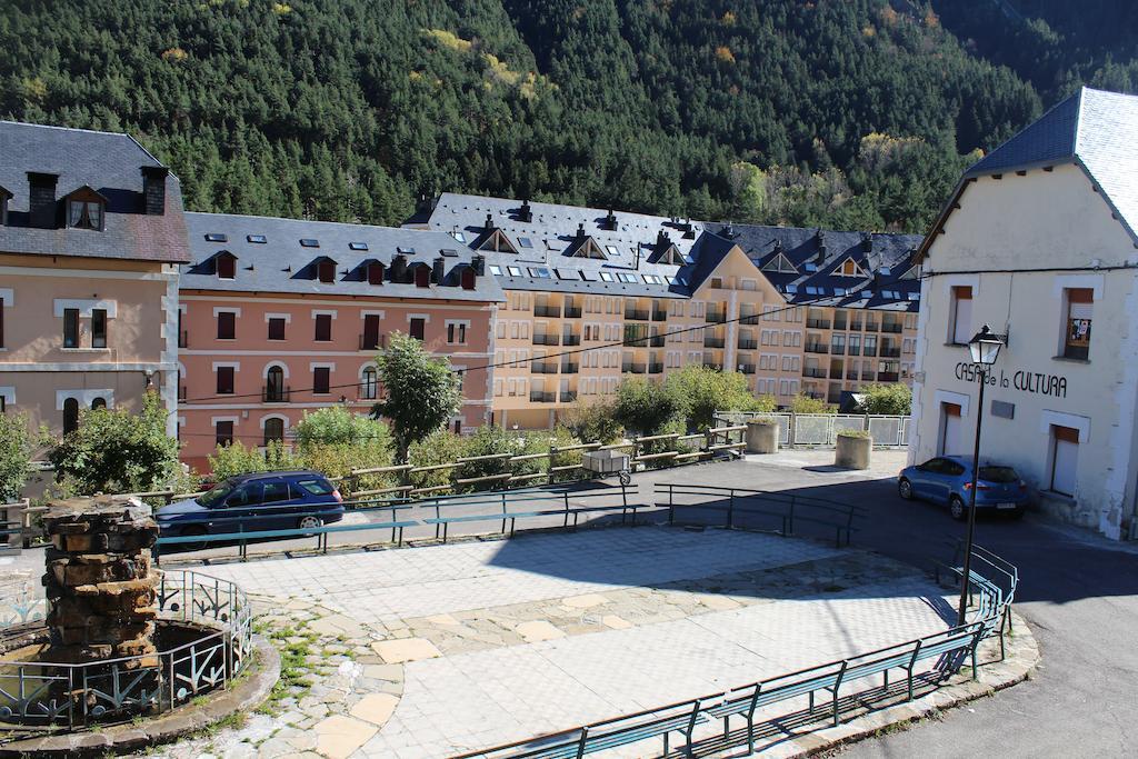 Albergue De Canfranc Estacion 部屋 写真