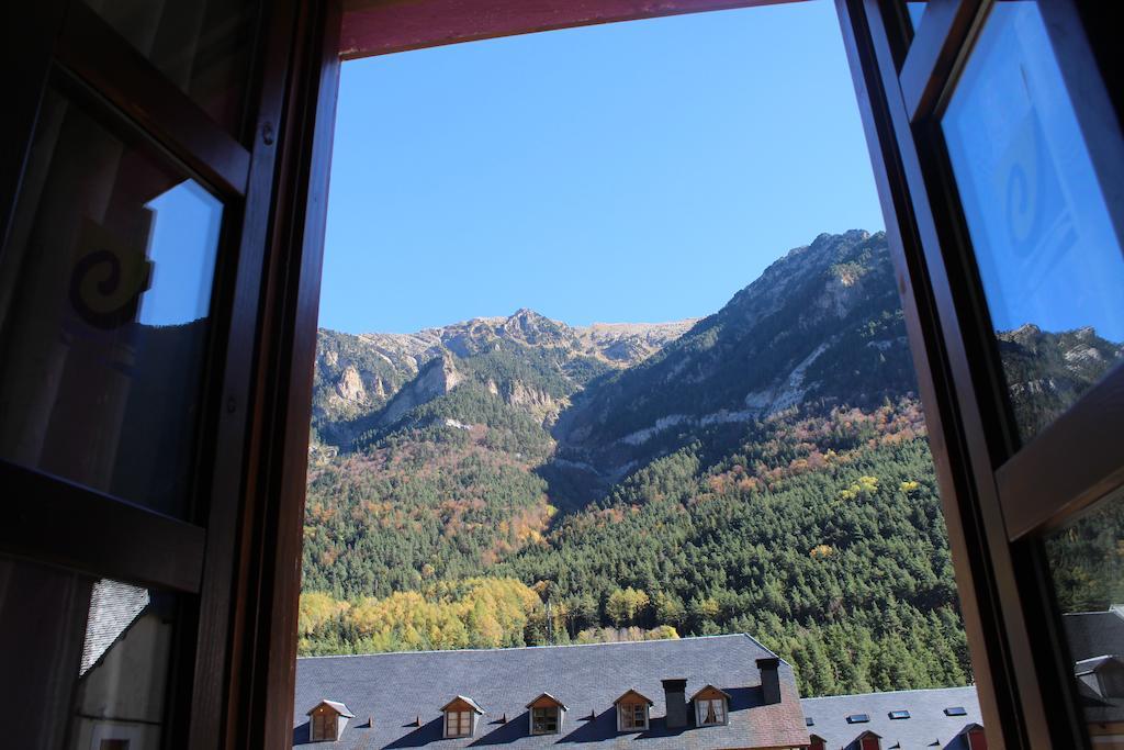 Albergue De Canfranc Estacion 部屋 写真